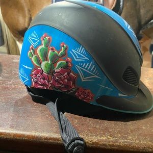 Troxel fallon Taylor Flipfold Equestrian Helmet Size small